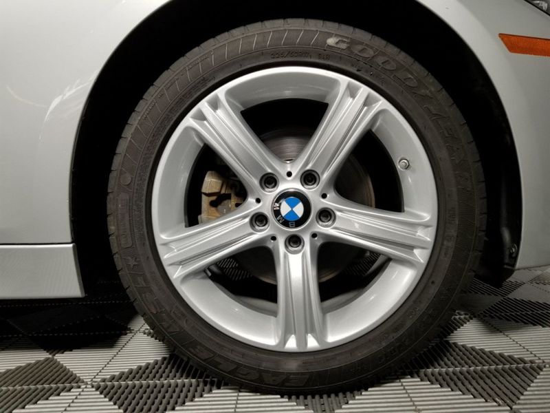 2015 BMW 3 Series 328i xDrive - 18371033 - 13