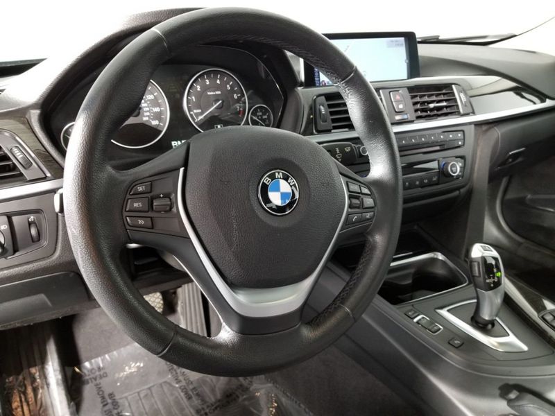 2015 BMW 3 Series 328i xDrive - 18371033 - 7