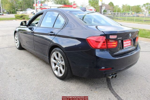 2015 BMW 3 Series 328i xDrive - 22431109 - 4