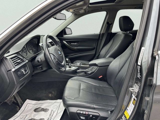 2015 BMW 3 Series 328i xDrive - 22988610 - 13