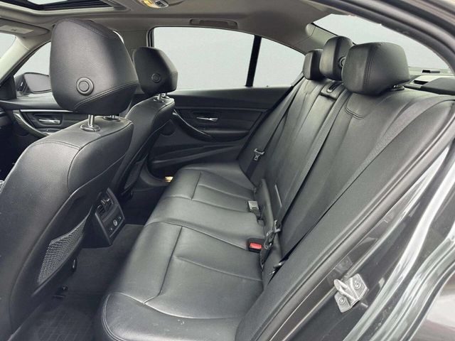 2015 BMW 3 Series 328i xDrive - 22988610 - 15