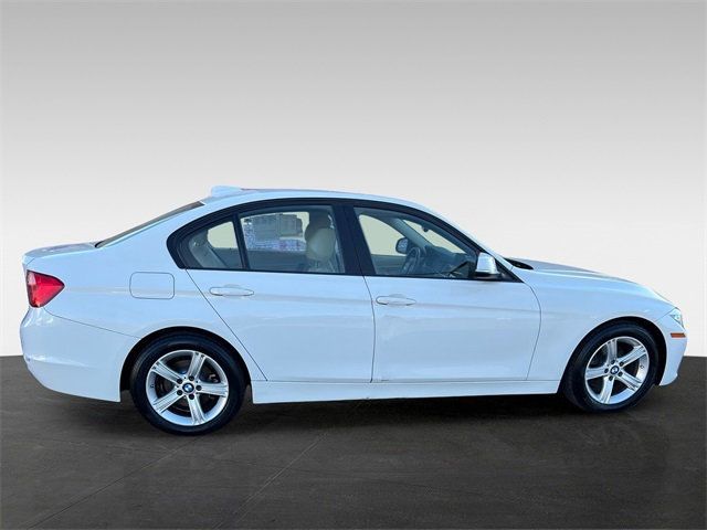 2015 BMW 3 Series 328i xDrive - 22949324 - 5