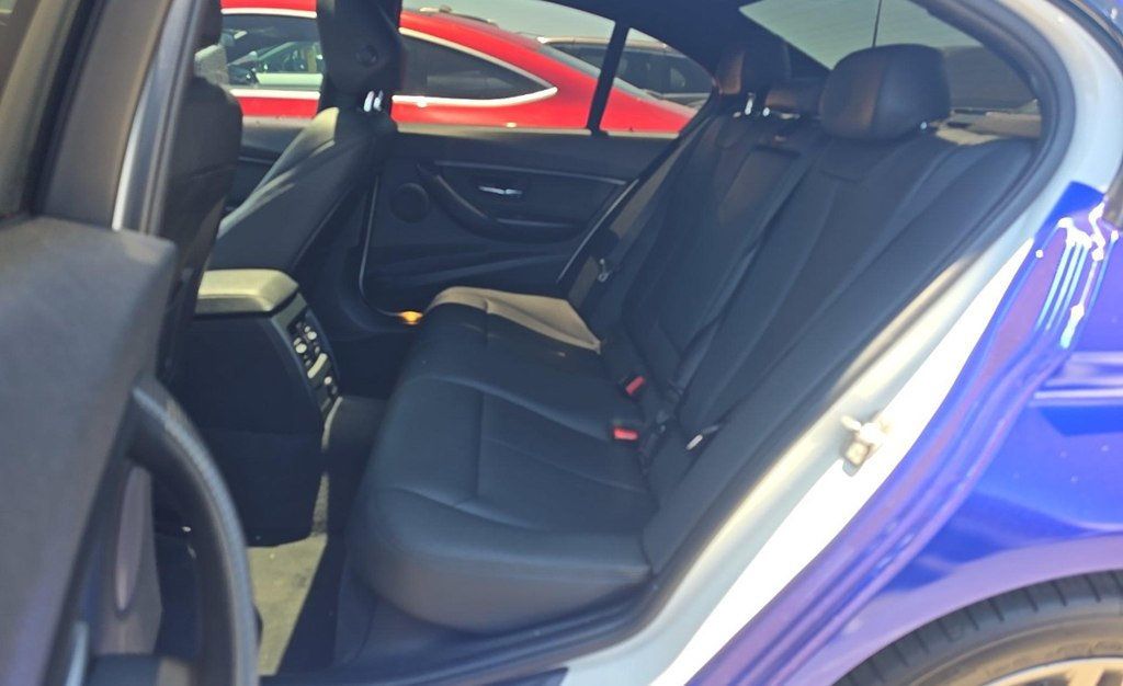 2015 BMW 3 Series 335i - 23041742 - 9