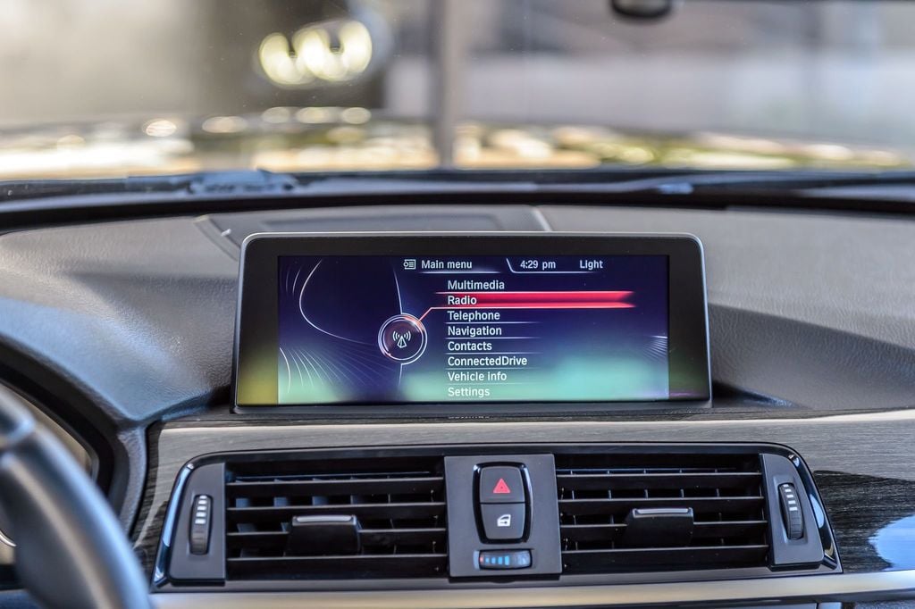 2015 BMW 3 Series 335i - M SPORT - NAV - BLUETOOTH - MOONROOF - TURBO - 22899924 - 26
