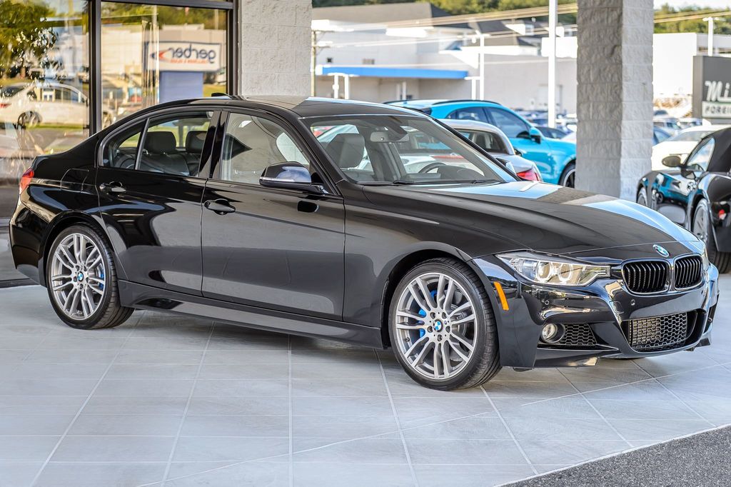 2015 BMW 3 Series 335i - M SPORT - NAV - BLUETOOTH - MOONROOF - TURBO - 22899924 - 3