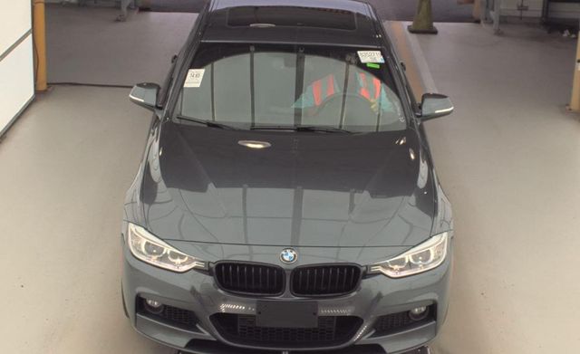2015 BMW 3 Series 335i xDrive - 23031357 - 1
