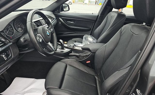 2015 BMW 3 Series 335i xDrive - 23031357 - 7