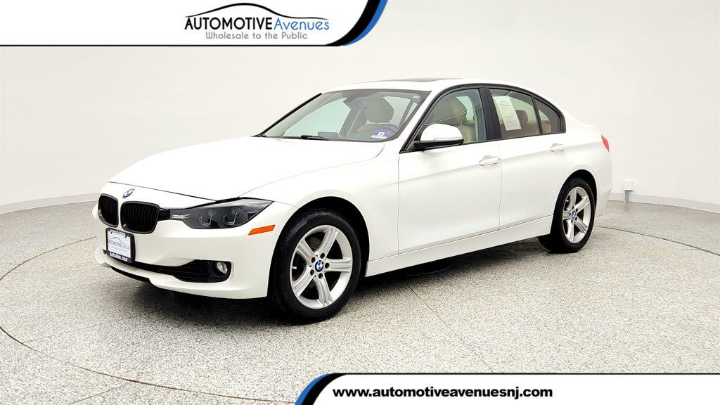 2015 BMW 3 Series 4dr Sdn 328i xDrive AWD w/ Moonroof, Touchpad Nav & Heated Seats - 23003323 | Video 1