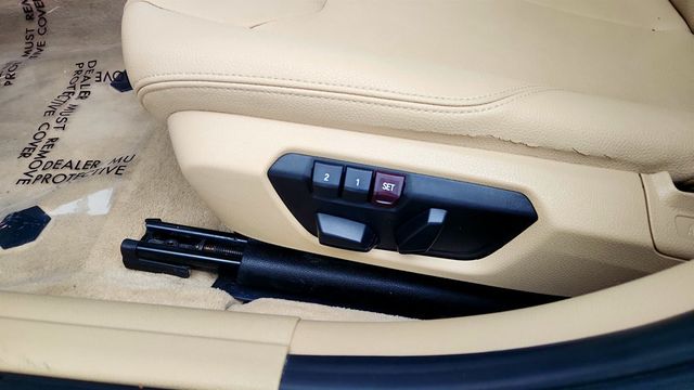 2015 BMW 3 Series 4dr Sdn 328i xDrive AWD w/ Moonroof, Touchpad Nav & Heated Seats - 23003323 - 11