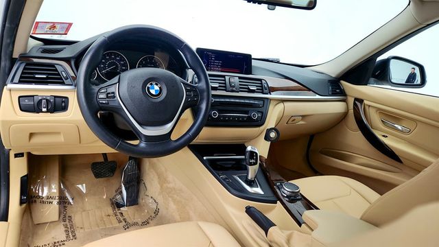 2015 BMW 3 Series 4dr Sdn 328i xDrive AWD w/ Moonroof, Touchpad Nav & Heated Seats - 23003323 - 12