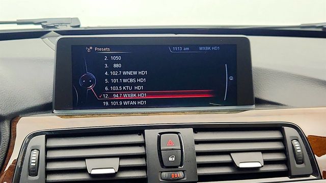 2015 BMW 3 Series 4dr Sdn 328i xDrive AWD w/ Moonroof, Touchpad Nav & Heated Seats - 23003323 - 18