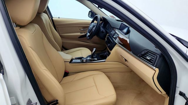 2015 BMW 3 Series 4dr Sdn 328i xDrive AWD w/ Moonroof, Touchpad Nav & Heated Seats - 23003323 - 24