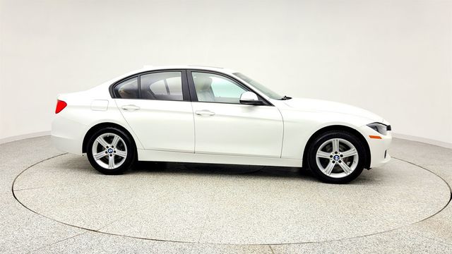 2015 BMW 3 Series 4dr Sdn 328i xDrive AWD w/ Moonroof, Touchpad Nav & Heated Seats - 23003323 - 3