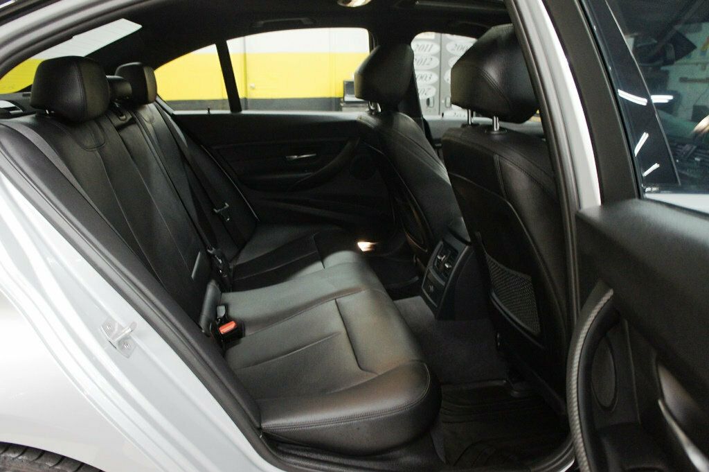 2015 BMW 3 Series M Performance Sport, 20" Perfromance wheels - 22927236 - 33