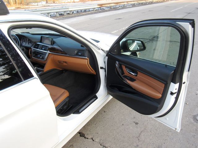 2015 BMW 3 Series Sports  328i xDrive - 22986485 - 24