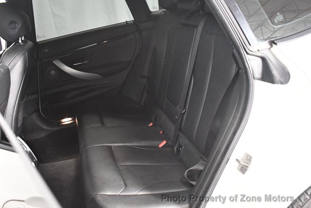 2015 BMW 3 Series Gran Turismo 335i xDrive Gran Turismo - 22819990 - 41