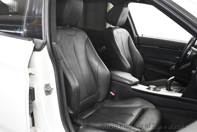 2015 BMW 3 Series Gran Turismo 335i xDrive Gran Turismo - 22819990 - 46