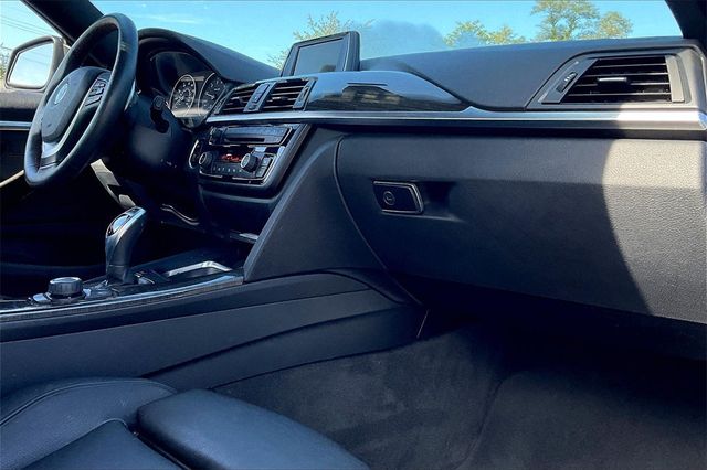 2015 BMW 4 Series 428i xDrive - 22916345 - 11