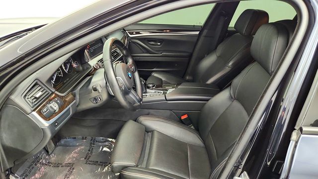 2015 BMW 5 Series 4dr Sdn 550i xDrive M Sport w/ Executive & Luxury Seating Pkgs - 23099045 - 20