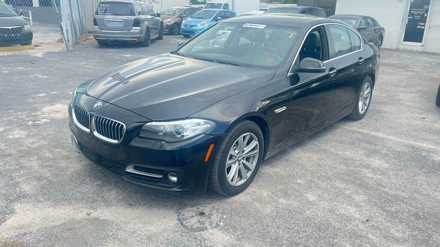 2015 BMW 5 Series 528i - 22471363 - 0