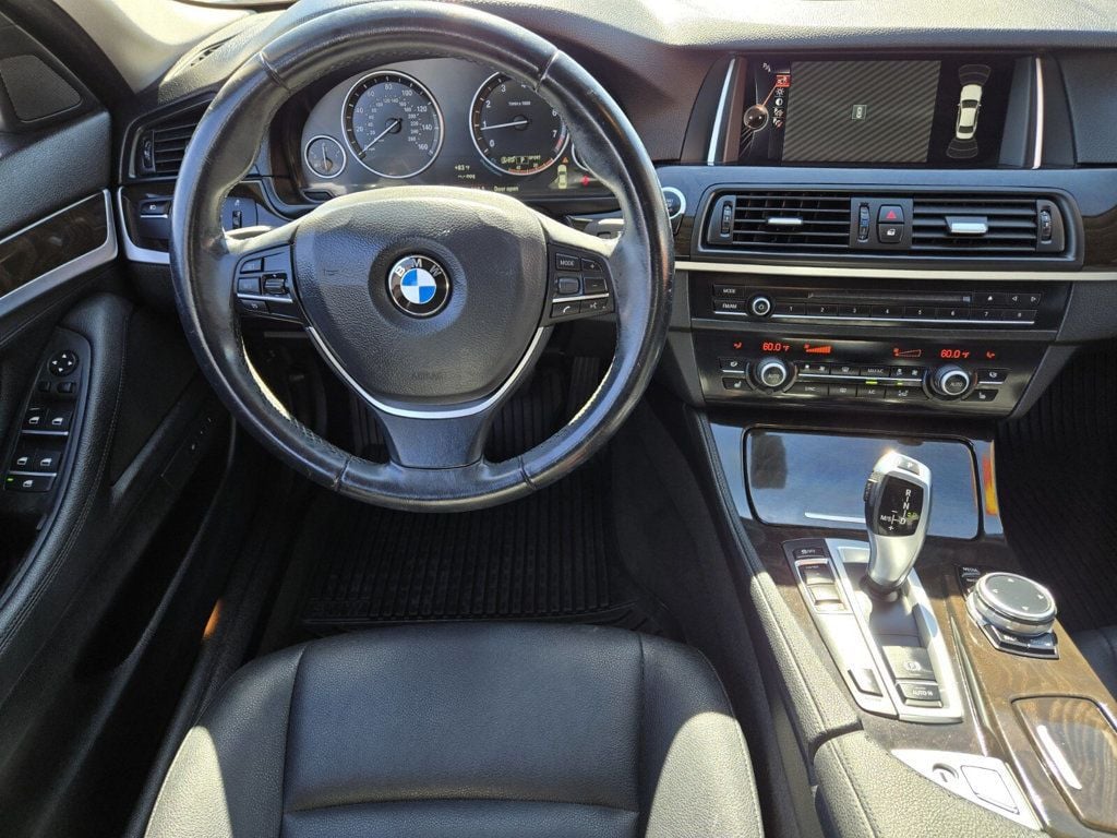 2015 BMW 5 Series 528i - 22926457 - 9