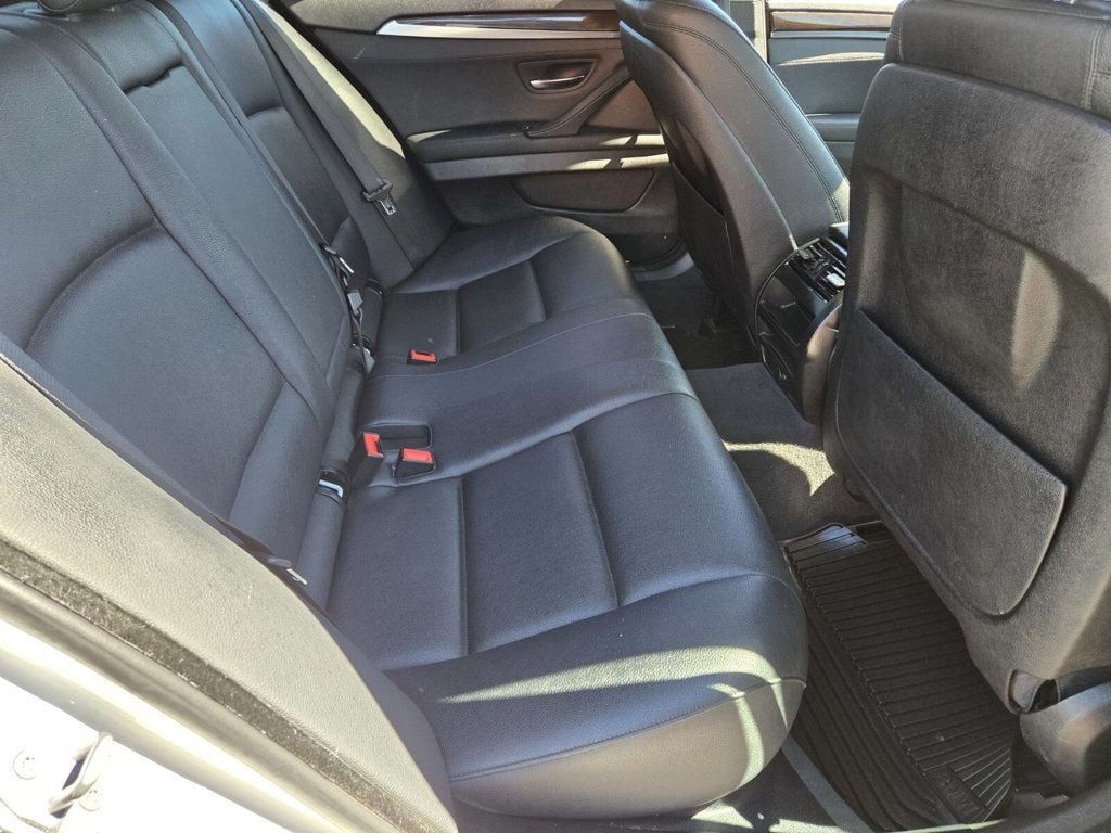 2015 BMW 5 Series 528i - 22926457 - 11