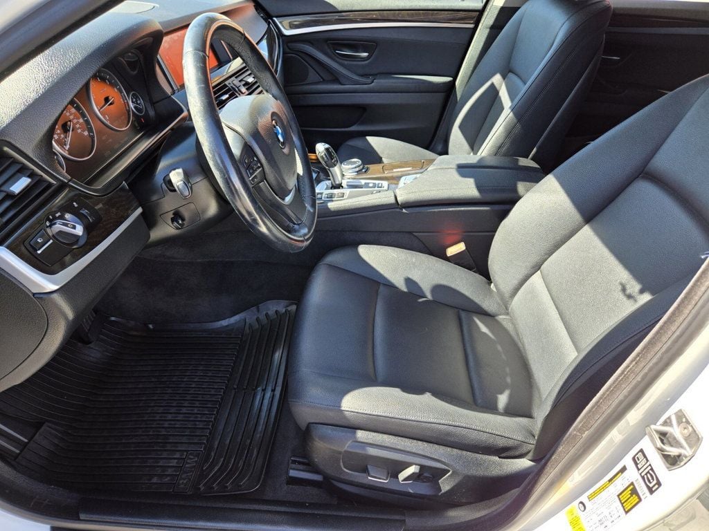 2015 BMW 5 Series 528i - 22926457 - 6