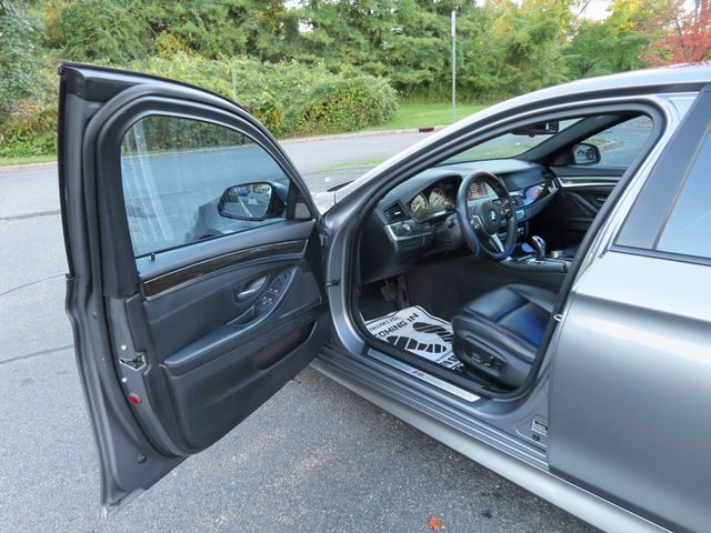 2015 BMW 5 Series 528i - 23095540 - 23