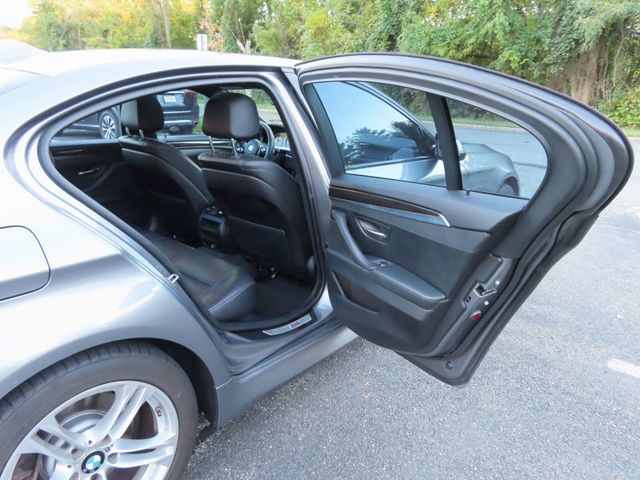 2015 BMW 5 Series 528i - 23095540 - 28