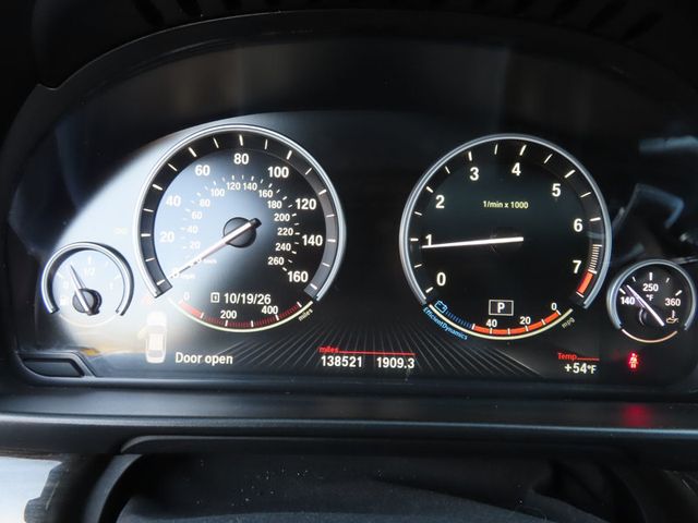 2015 BMW 5 Series 528i - 23095540 - 41