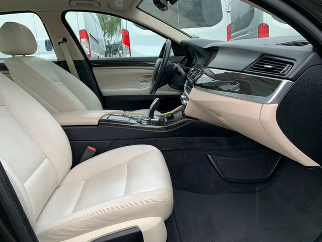 2015 BMW 5 Series 528i - 22929590 - 20
