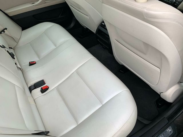 2015 BMW 5 Series 528i - 22929590 - 28