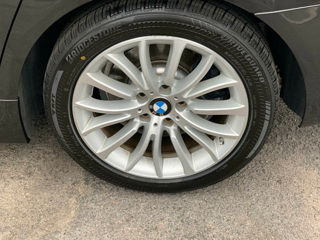 2015 BMW 5 Series 528i - 22929590 - 36