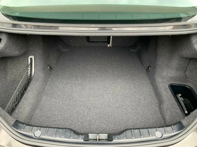 2015 BMW 5 Series 528i - 22929590 - 39
