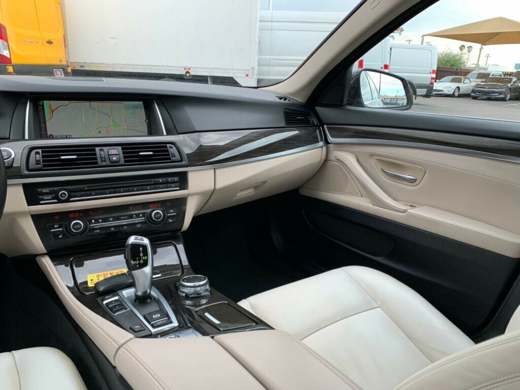 2015 BMW 5 Series 528i - 22929590 - 49