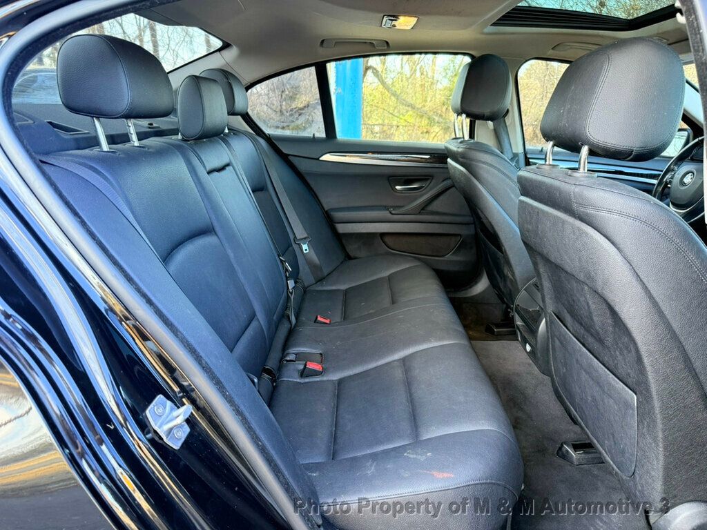 2015 BMW 5 Series 528i - 22984042 - 13