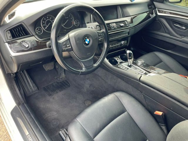 2015 BMW 5 Series 528i - 22653300 - 10