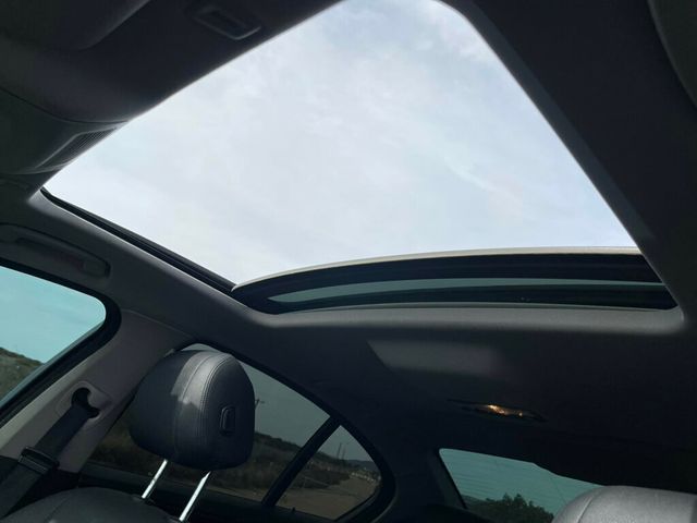 2015 BMW 5 Series 528i - 22653300 - 19