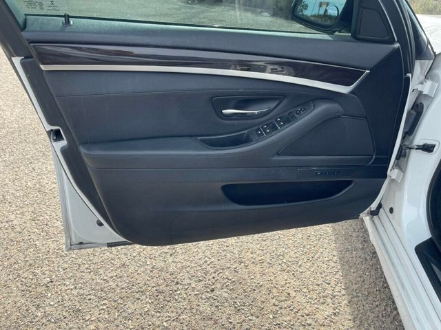 2015 BMW 5 Series 528i - 22653300 - 8