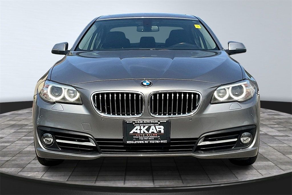 2015 Bmw 528i Sedan photo 2
