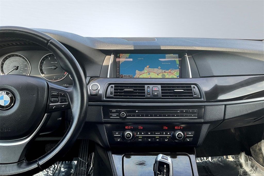 2015 Bmw 528i Sedan photo 23
