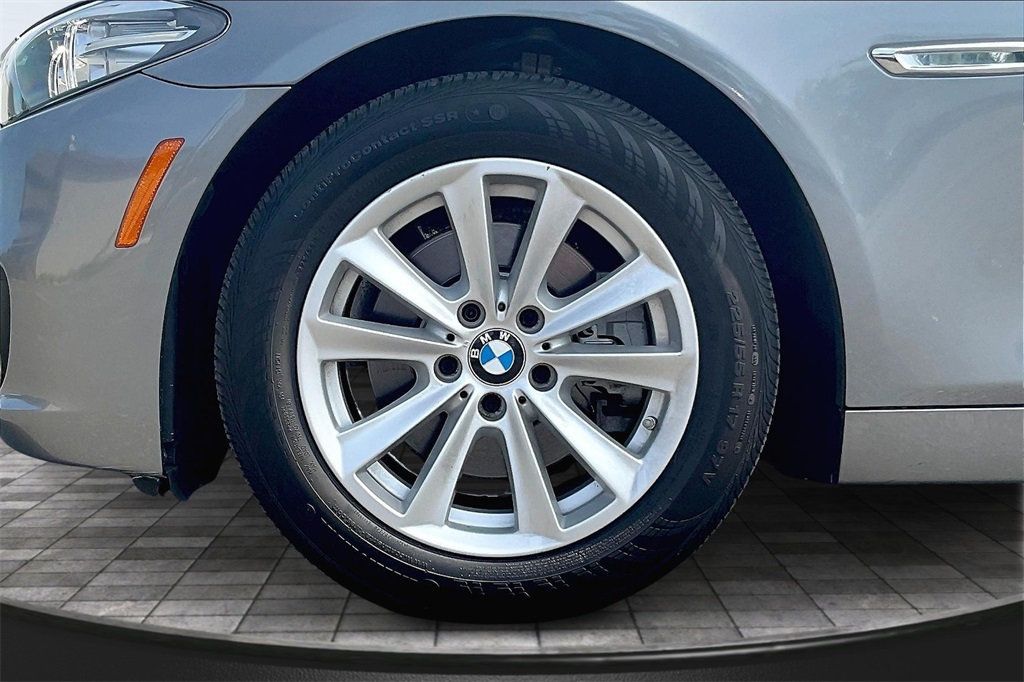 2015 Bmw 528i Sedan photo 31