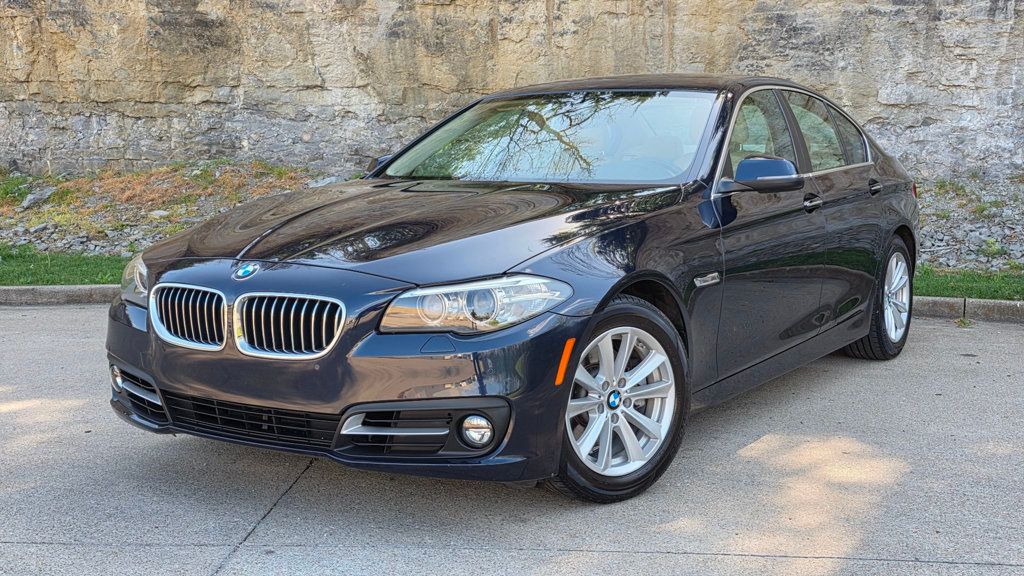 2015 BMW 5 Series 528i - 23009256 - 0
