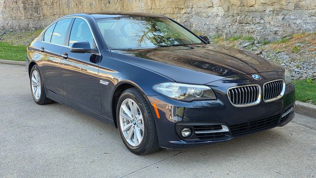 2015 BMW 5 Series 528i - 23009256 - 10