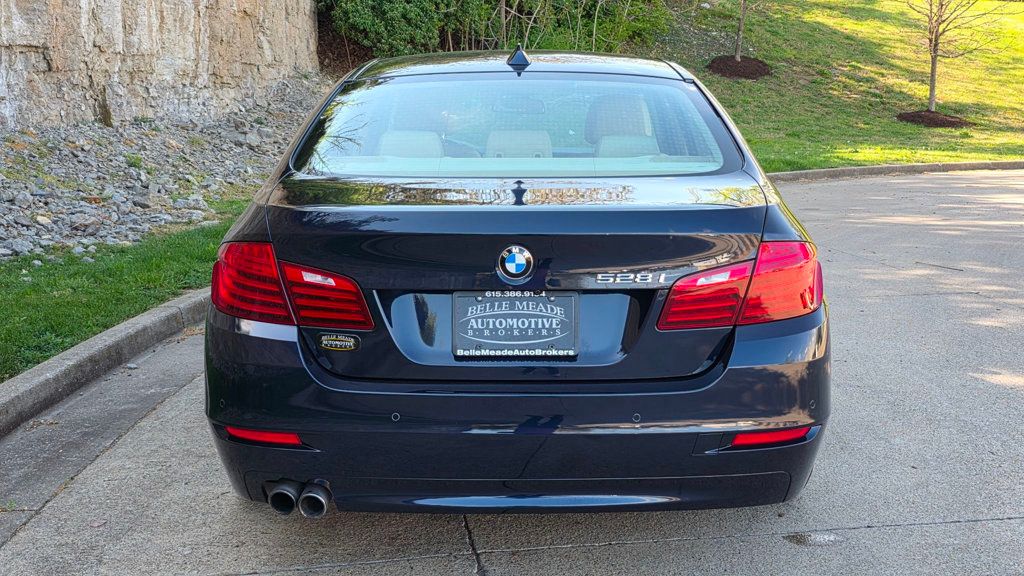 2015 BMW 5 Series 528i - 23009256 - 14