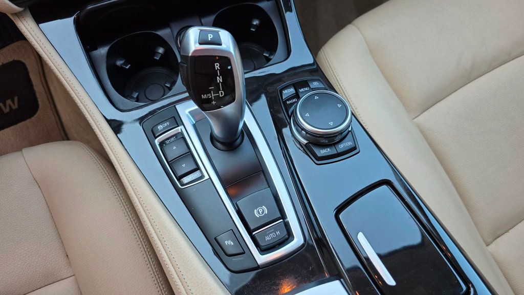 2015 BMW 5 Series 528i - 23009256 - 20