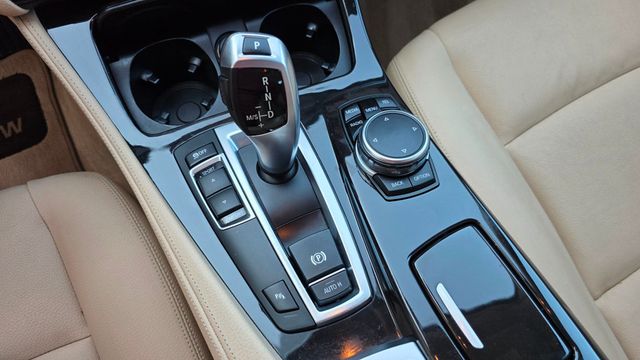 2015 BMW 5 Series 528i - 23009256 - 20