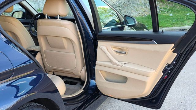 2015 BMW 5 Series 528i - 23009256 - 29