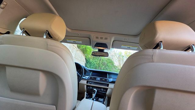 2015 BMW 5 Series 528i - 23009256 - 34