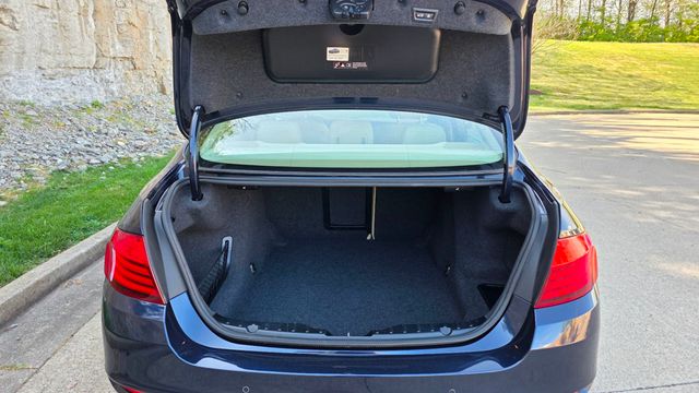 2015 BMW 5 Series 528i - 23009256 - 35